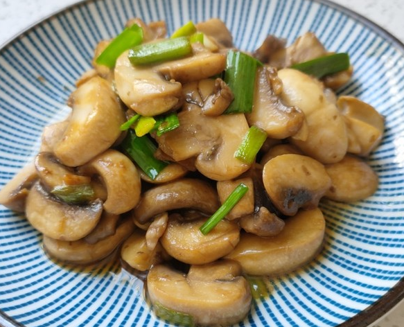 用茶油烹饪的美食